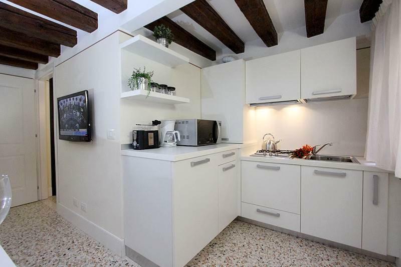 Alberto Apartment In Венеция Экстерьер фото