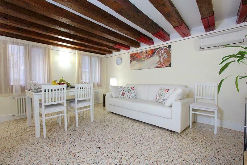 Alberto Apartment In Венеция Экстерьер фото